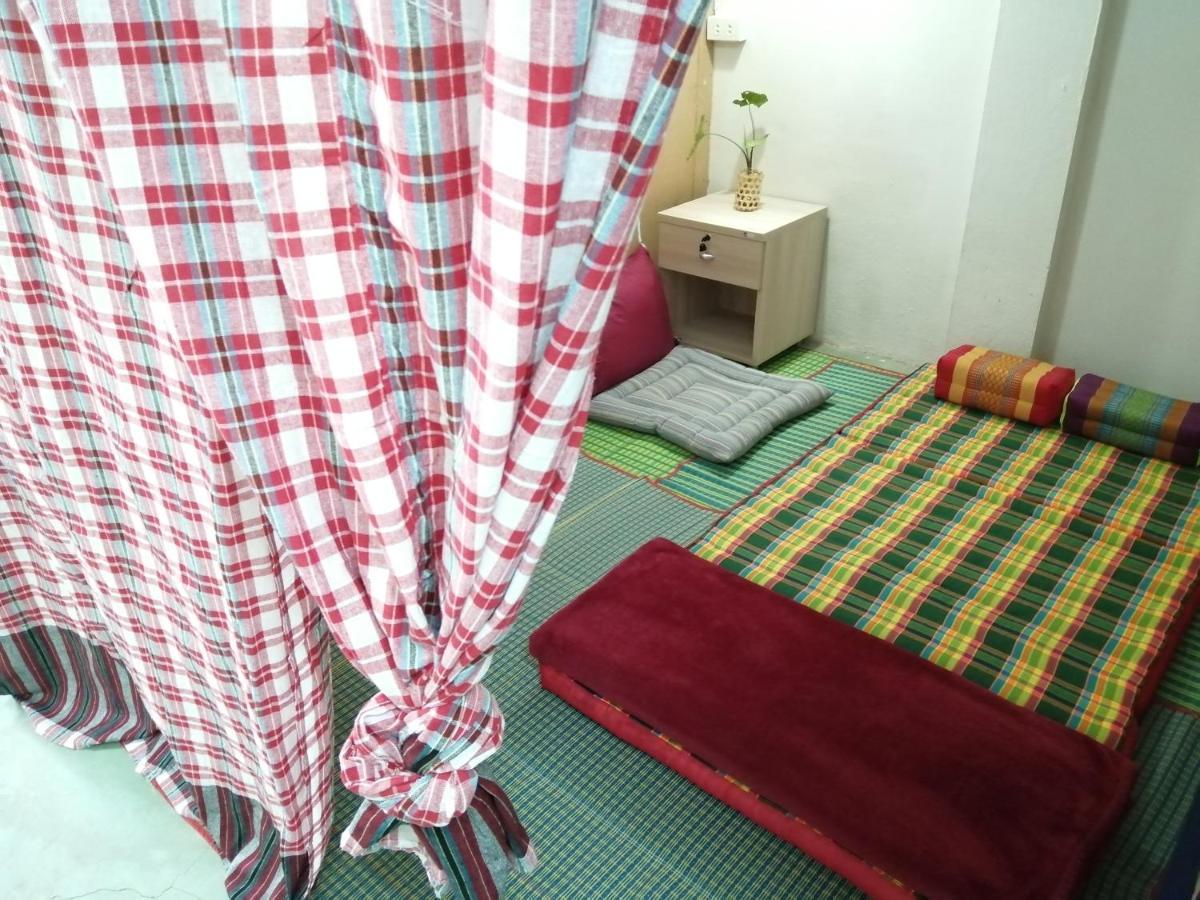 Chill Pill Hostel 치앙 칸 외부 사진