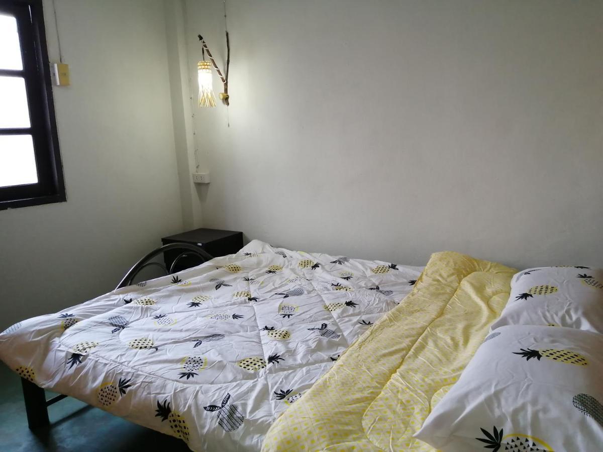 Chill Pill Hostel 치앙 칸 외부 사진