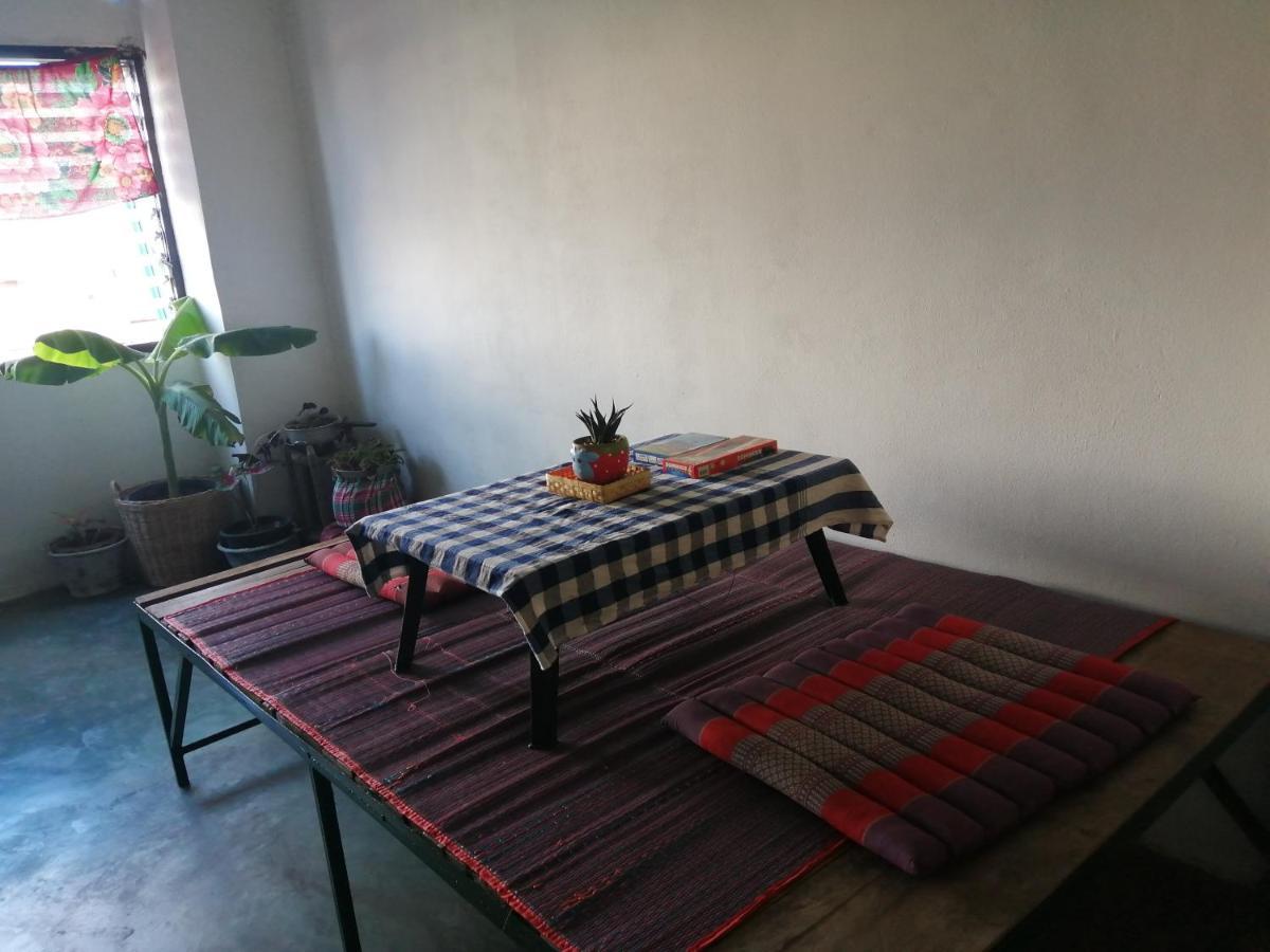 Chill Pill Hostel 치앙 칸 외부 사진